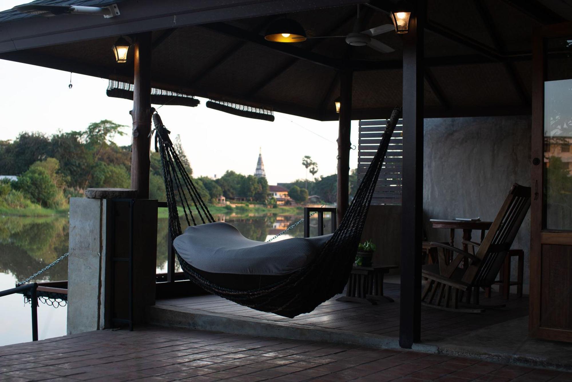 Tolani Riverside Villa Chiang Mai Exterior photo