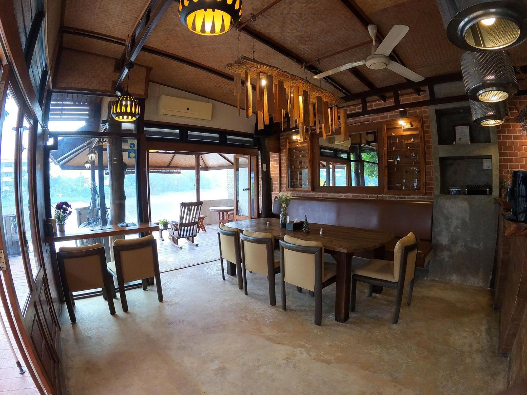 Tolani Riverside Villa Chiang Mai Exterior photo