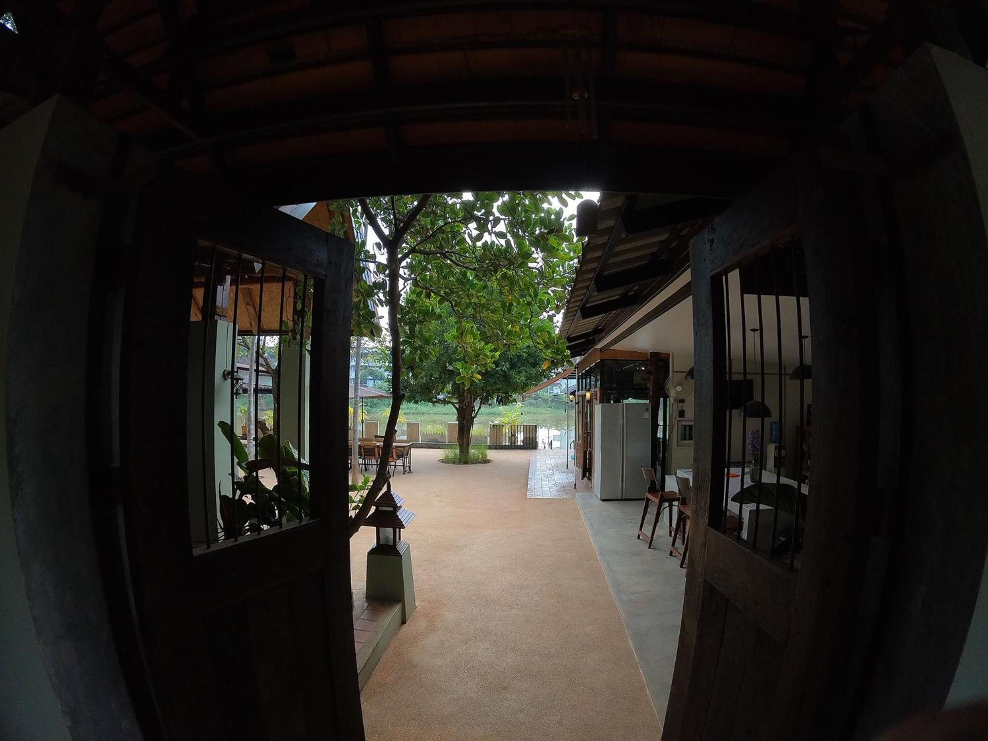 Tolani Riverside Villa Chiang Mai Exterior photo